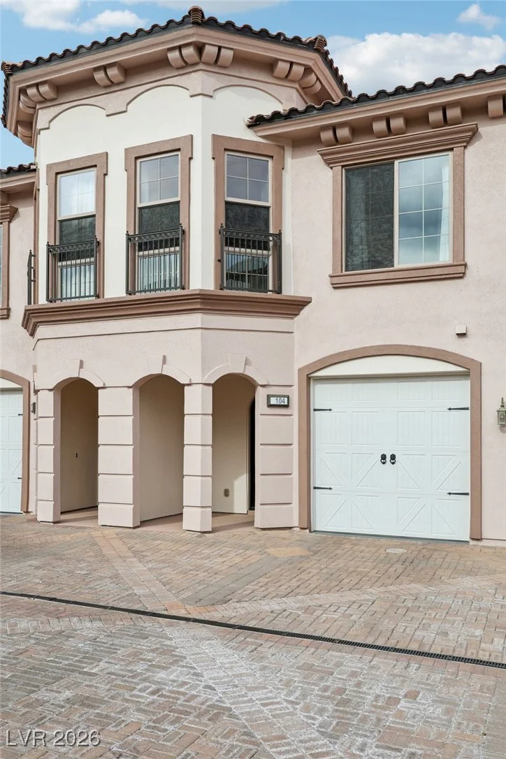 10 Via Vasari, Henderson, NV 89011