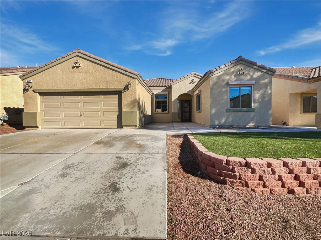 6512 Bruce, North Las Vegas, NV 89086