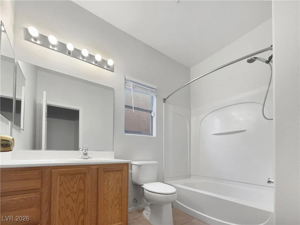 6512 Bruce, North Las Vegas, NV 89086