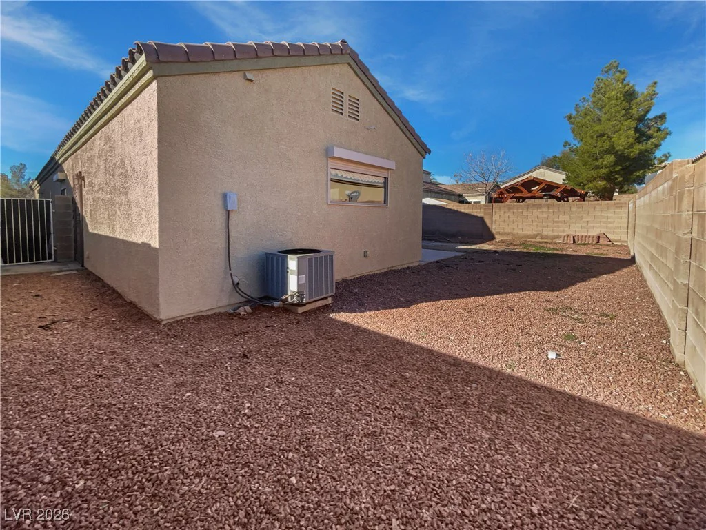 6512 Bruce, North Las Vegas, NV 89086