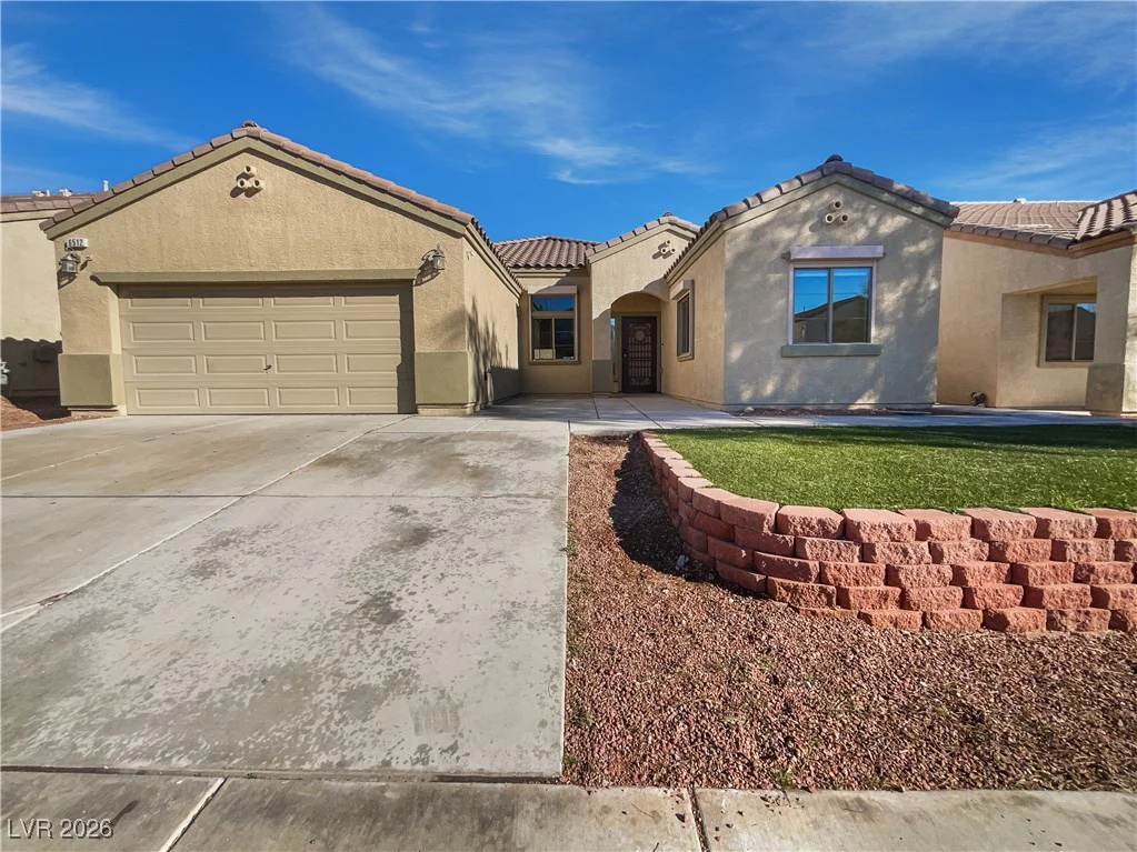 6512 Bruce, North Las Vegas, NV 89086