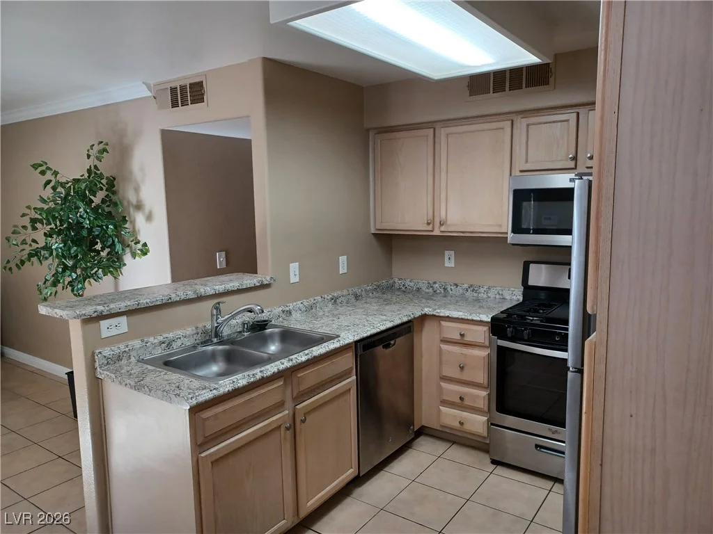 3055 Key Largo, Las Vegas, NV 89120