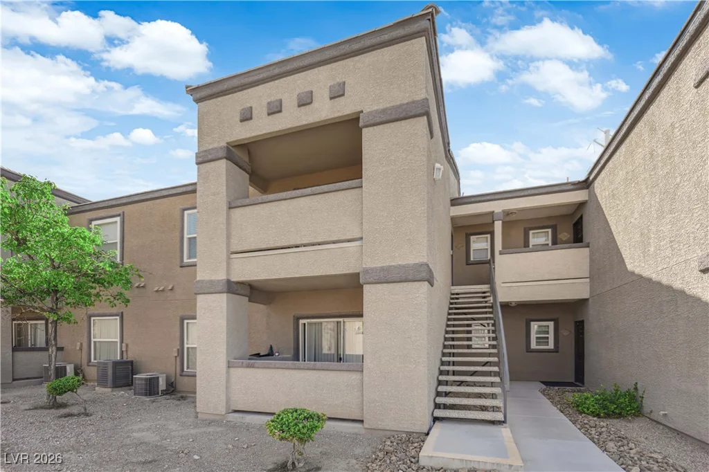 6650 Warm Springs, Las Vegas, NV 89118
