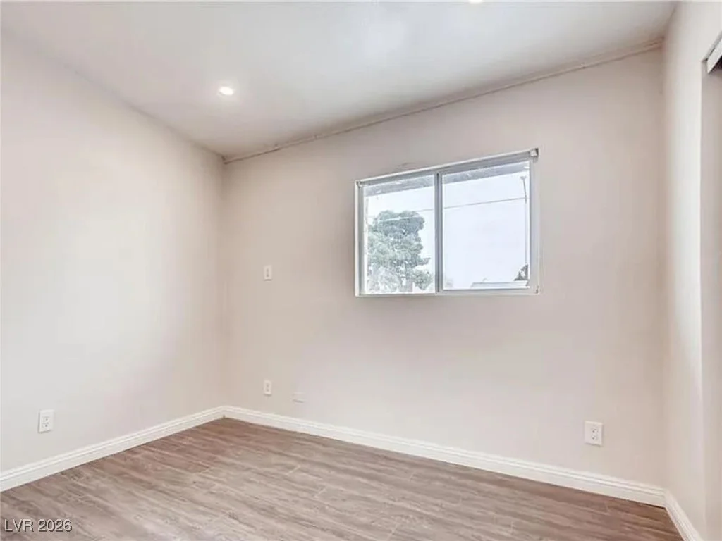 5903 Dodd, Las Vegas, NV 89122