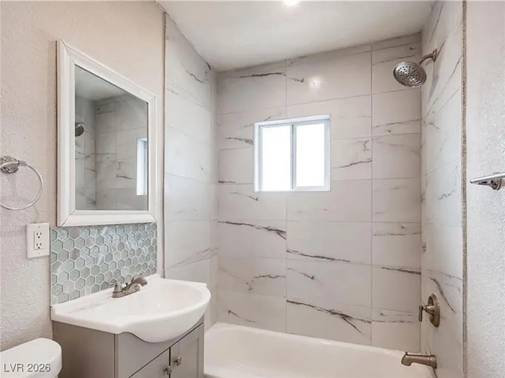 5903 Dodd, Las Vegas, NV 89122