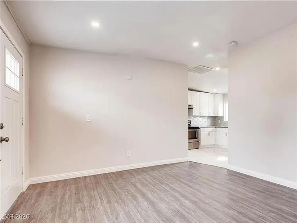 5903 Dodd, Las Vegas, NV 89122