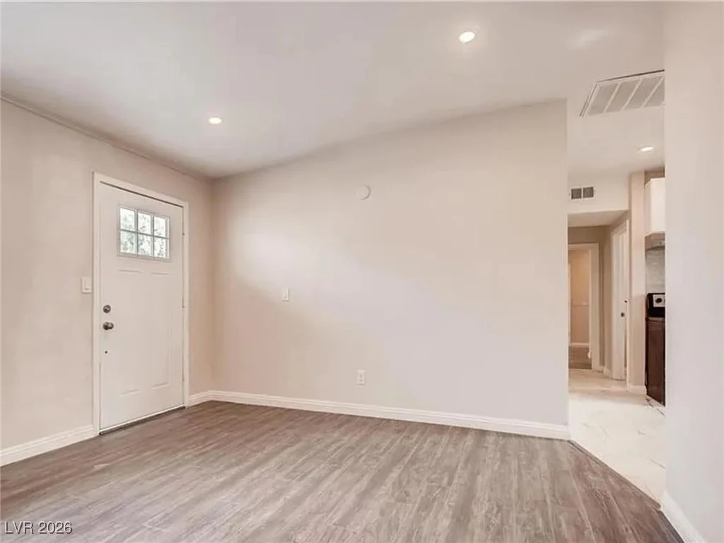5903 Dodd, Las Vegas, NV 89122