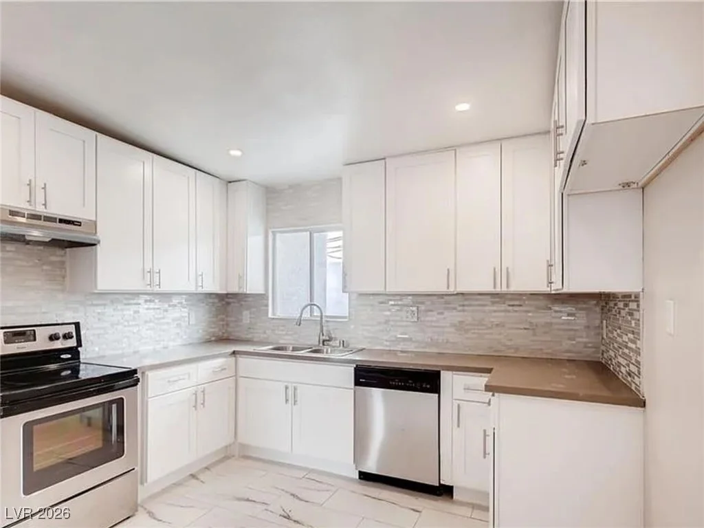 5903 Dodd, Las Vegas, NV 89122