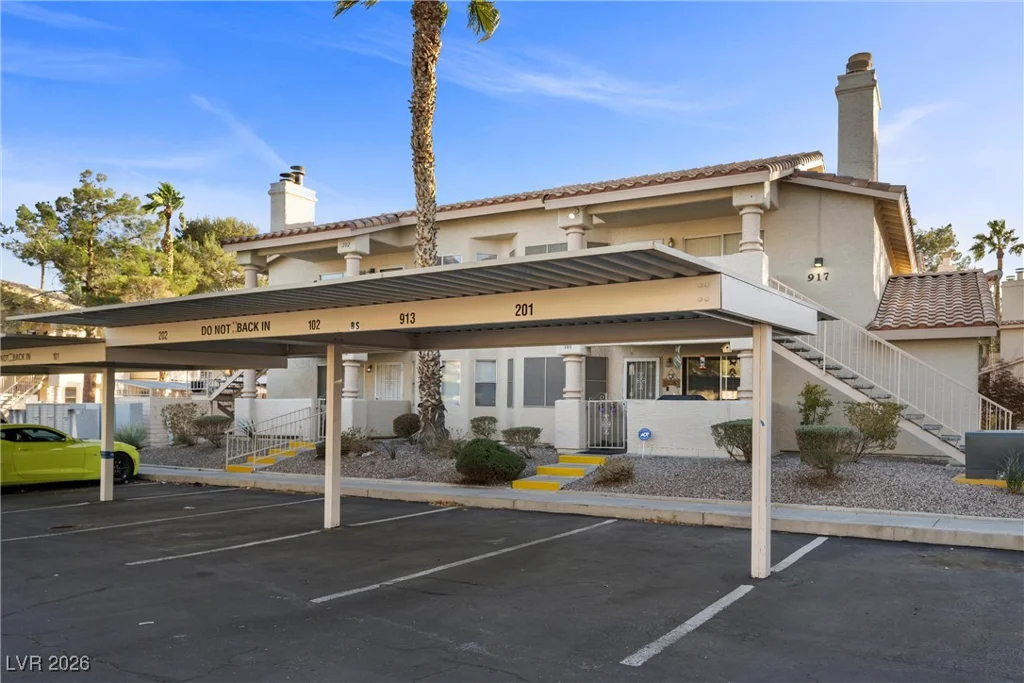 917 Boulder Springs, Las Vegas, NV 89128