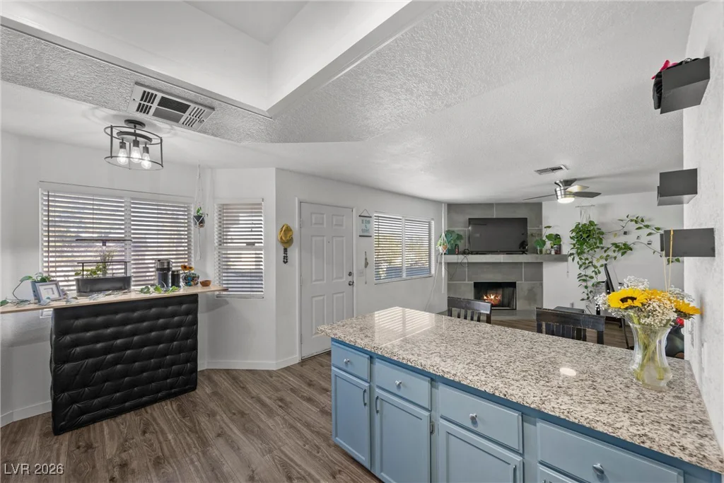 917 Boulder Springs, Las Vegas, NV 89128