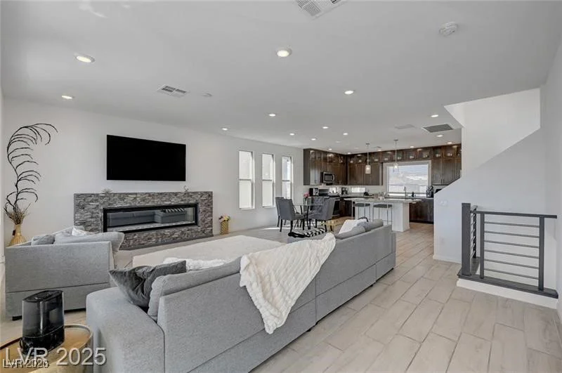 7953 Mountain Lilac, Las Vegas, NV 89113