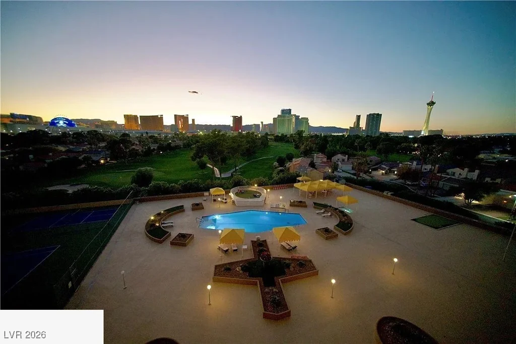 3111 Bel Air, Las Vegas, NV 89109