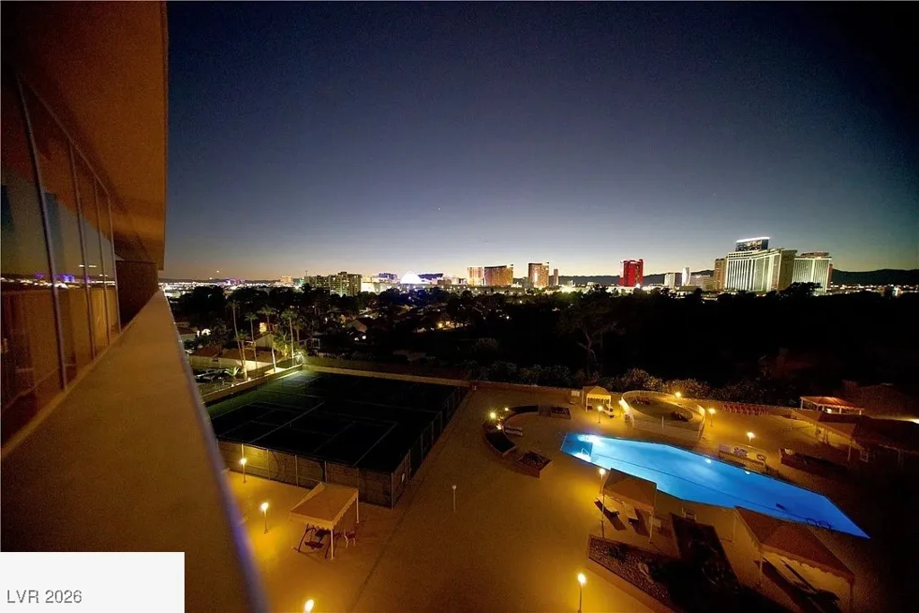 3111 Bel Air, Las Vegas, NV 89109