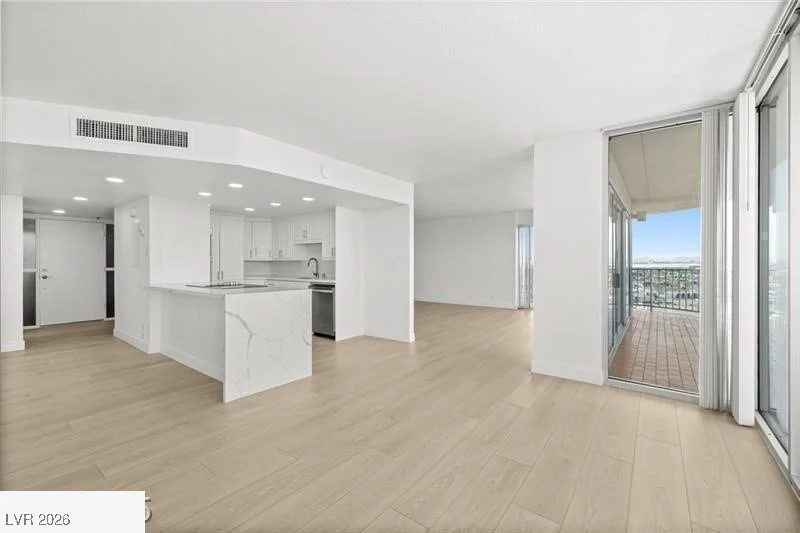 3111 Bel Air, Las Vegas, NV 89109