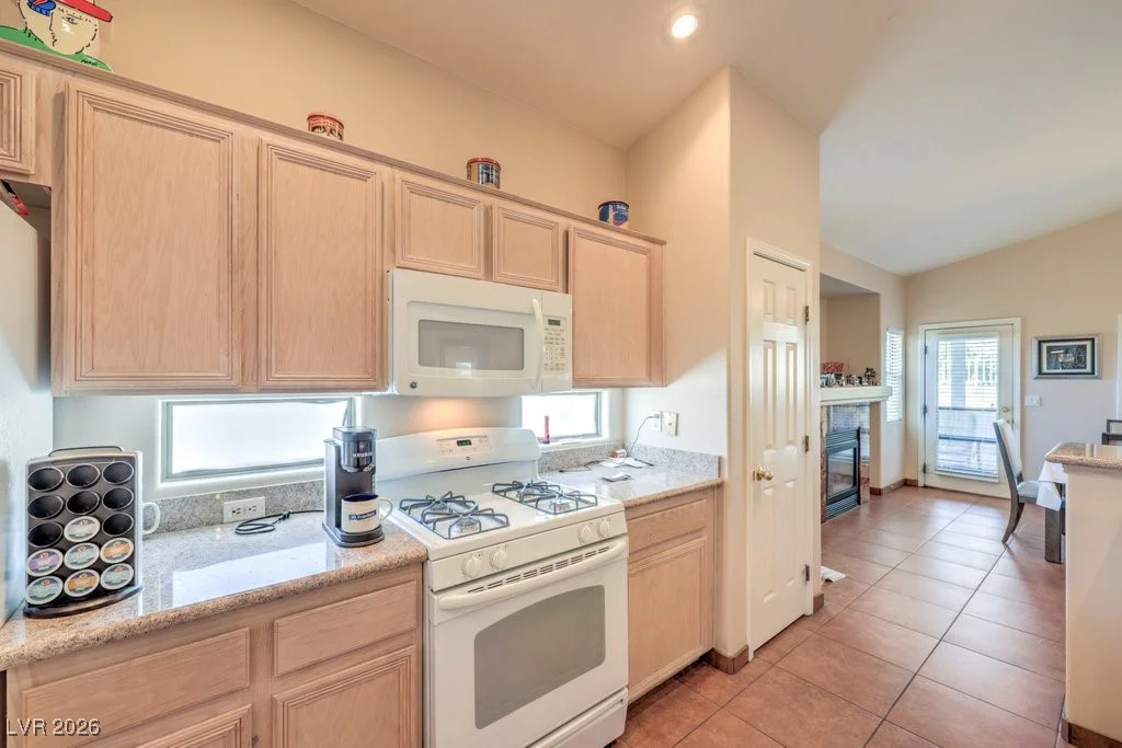 8128 Chestnut Glen, Las Vegas, NV 89131