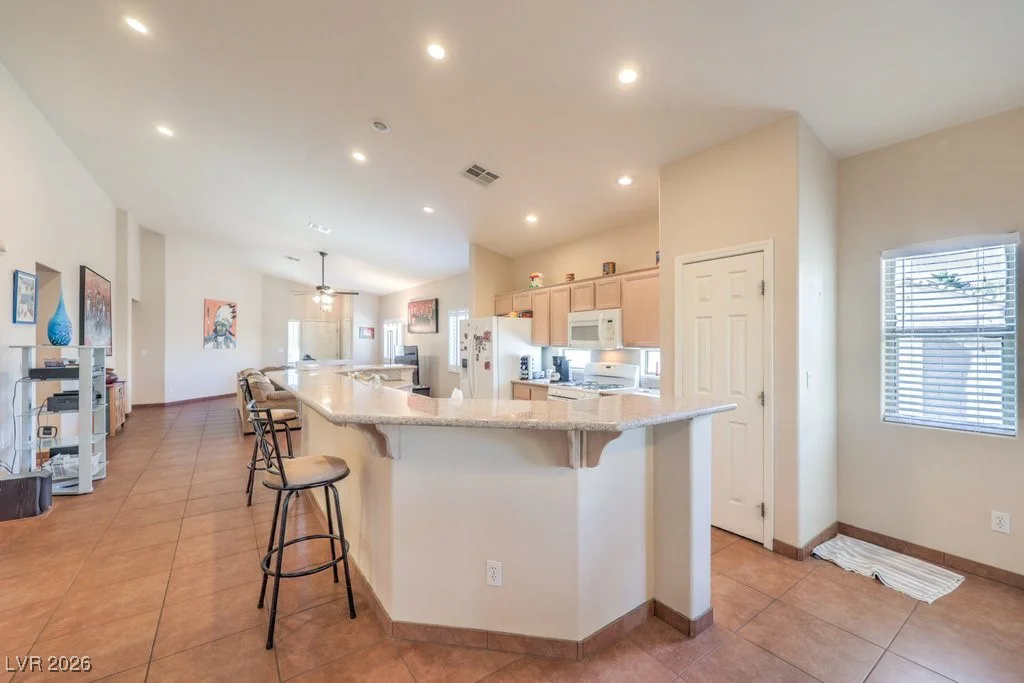 8128 Chestnut Glen, Las Vegas, NV 89131