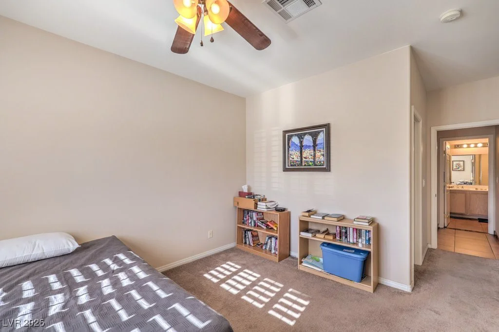 8128 Chestnut Glen, Las Vegas, NV 89131