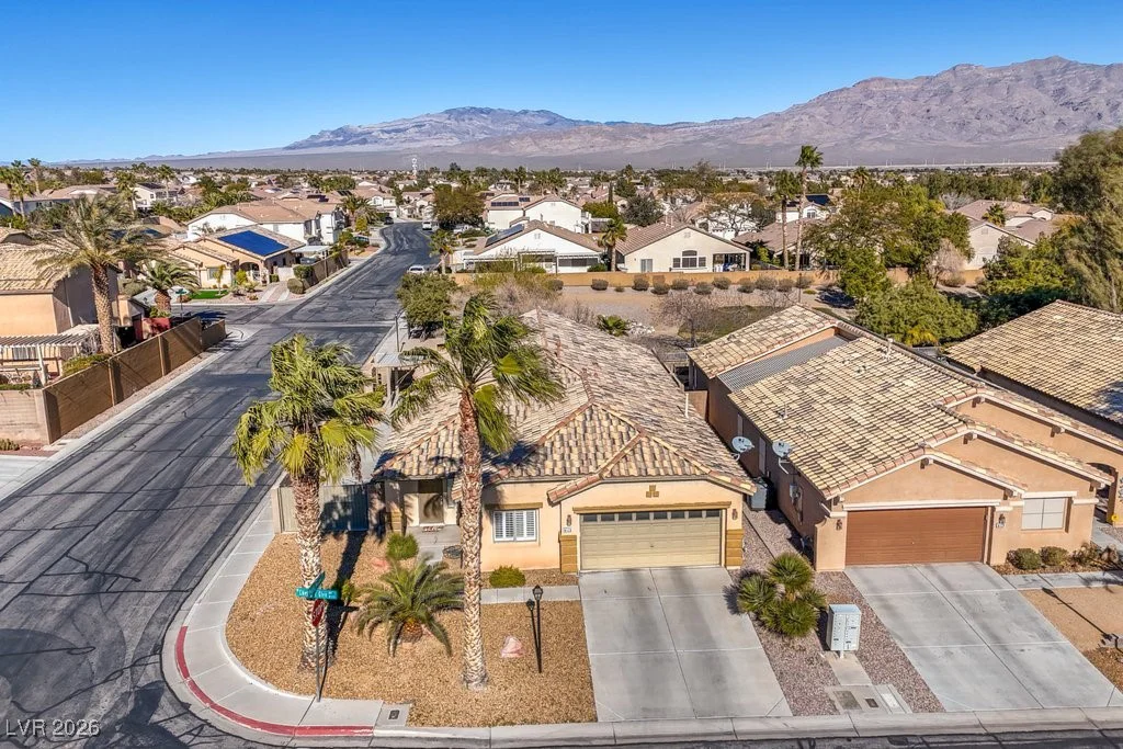 8128 Chestnut Glen, Las Vegas, NV 89131