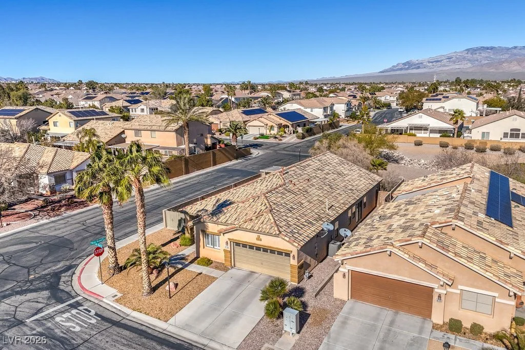 8128 Chestnut Glen, Las Vegas, NV 89131