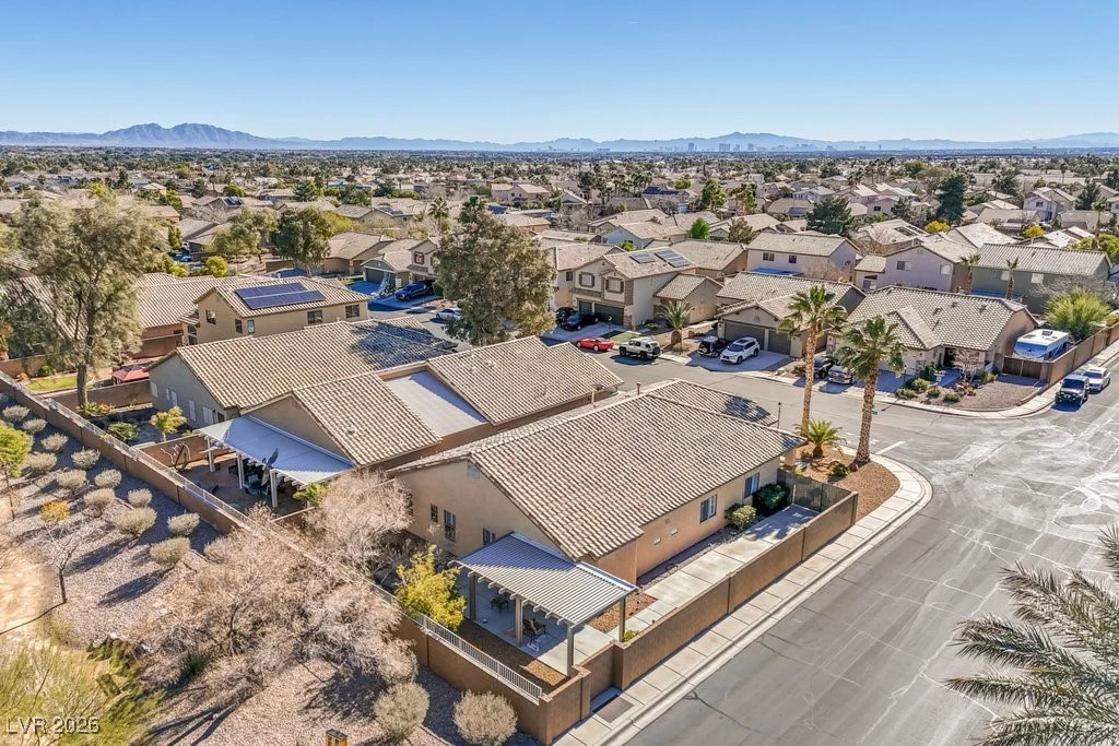 8128 Chestnut Glen, Las Vegas, NV 89131