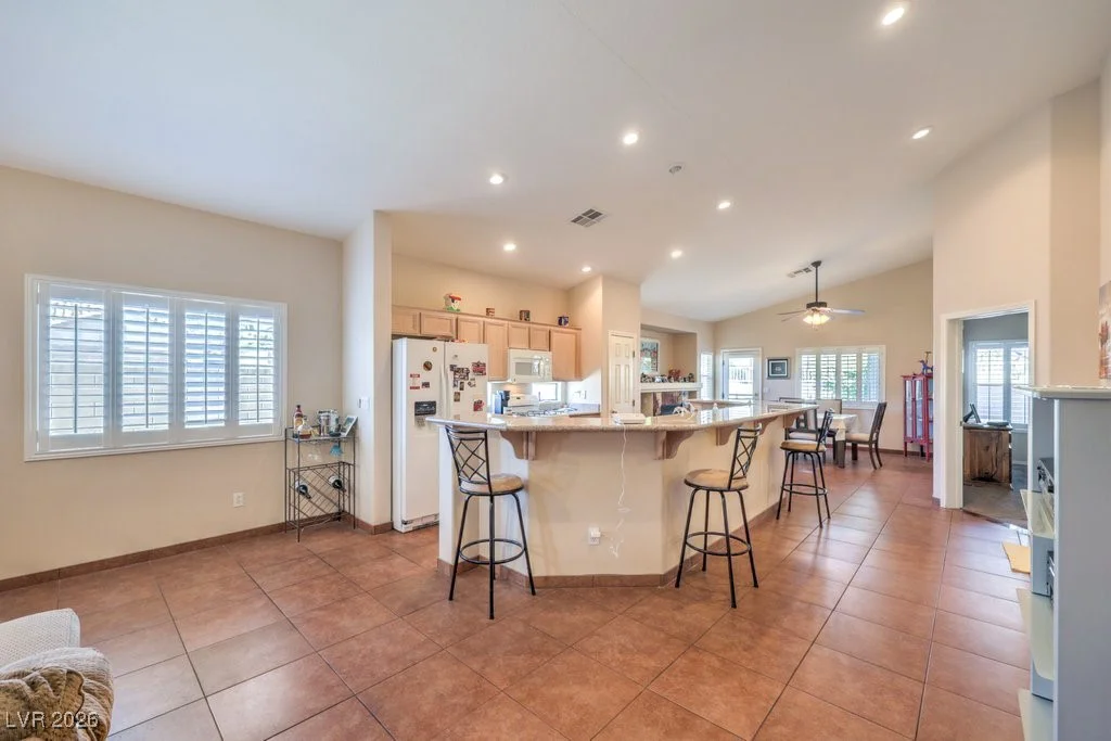 8128 Chestnut Glen, Las Vegas, NV 89131