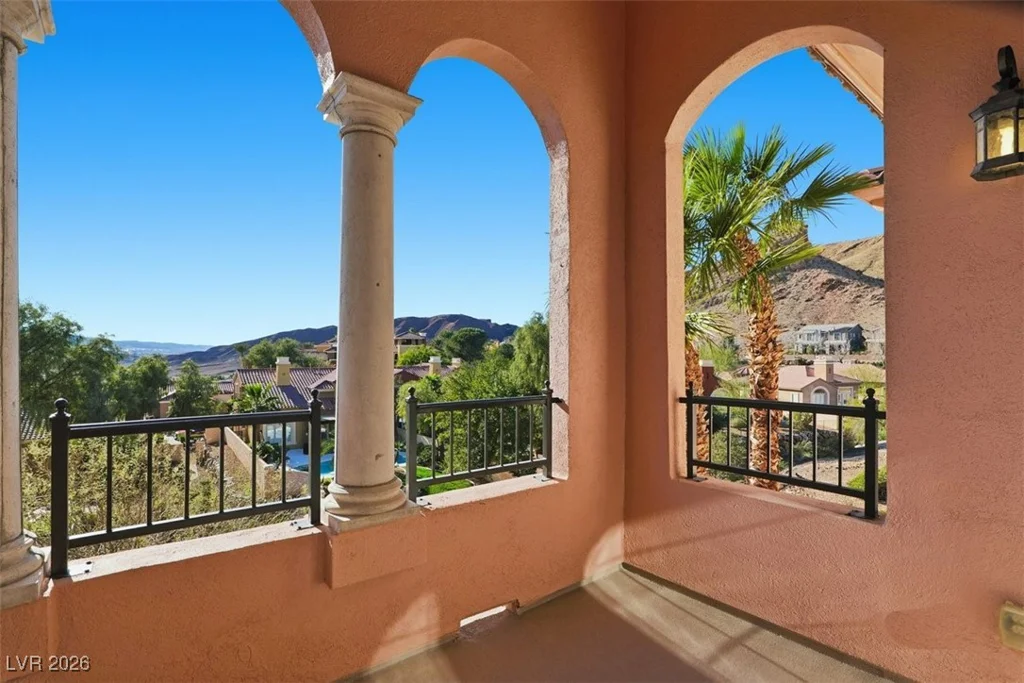 30 Via Vasari, Henderson, NV 89011