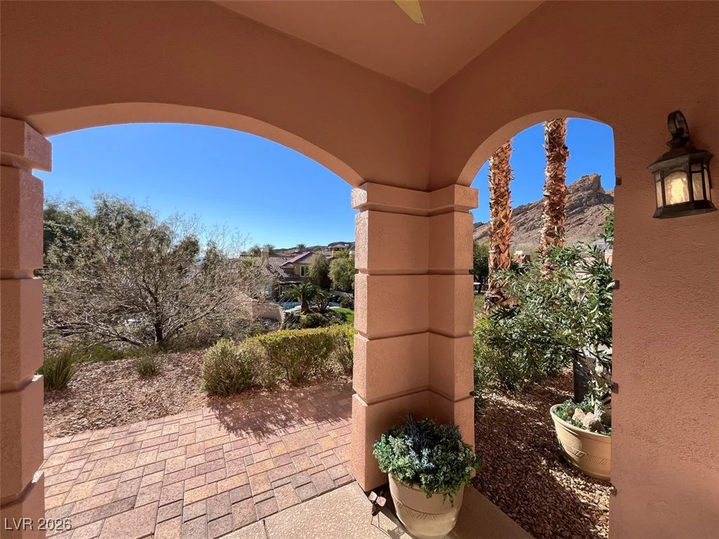 30 Via Vasari, Henderson, NV 89011