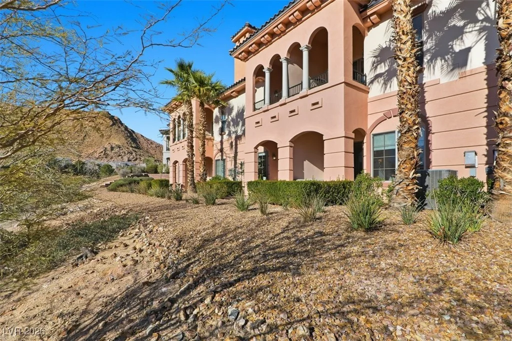30 Via Vasari, Henderson, NV 89011