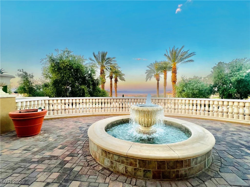 30 Via Vasari, Henderson, NV 89011