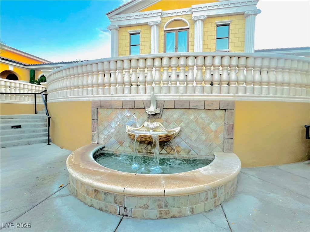 30 Via Vasari, Henderson, NV 89011