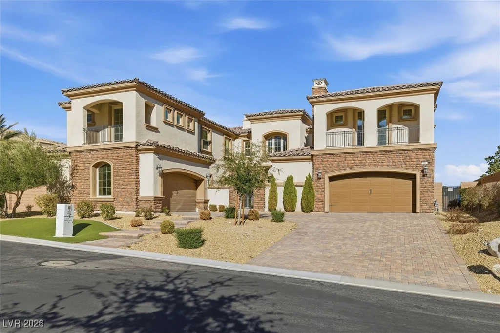 84 Olympia Chase, Las Vegas, NV 89141