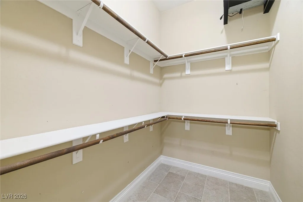 84 Olympia Chase, Las Vegas, NV 89141