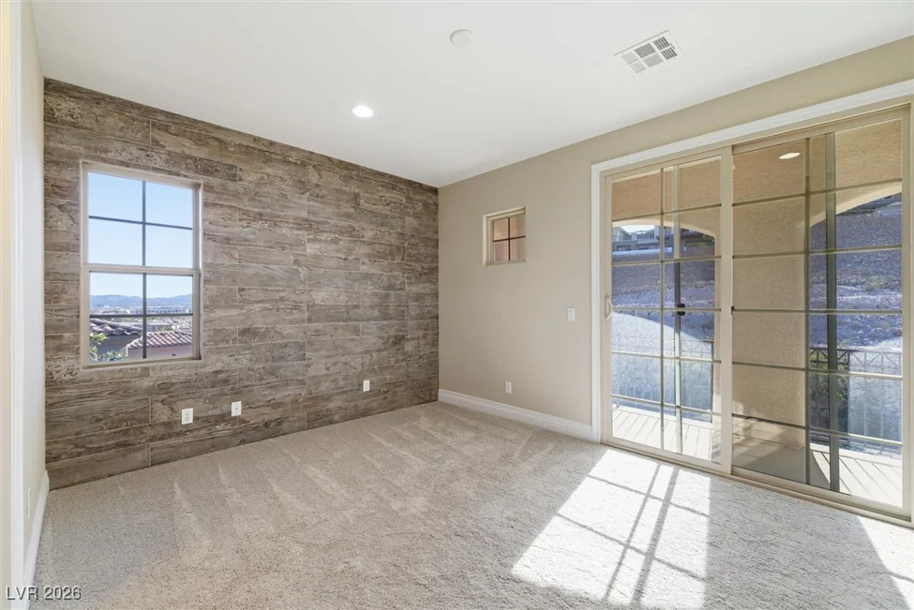 84 Olympia Chase, Las Vegas, NV 89141