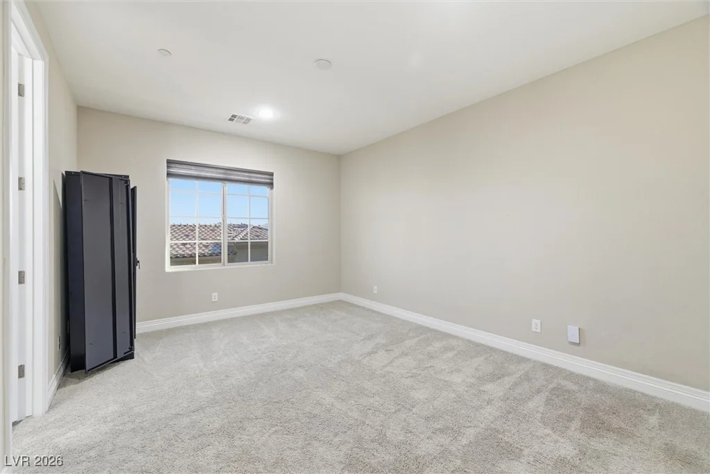 84 Olympia Chase, Las Vegas, NV 89141
