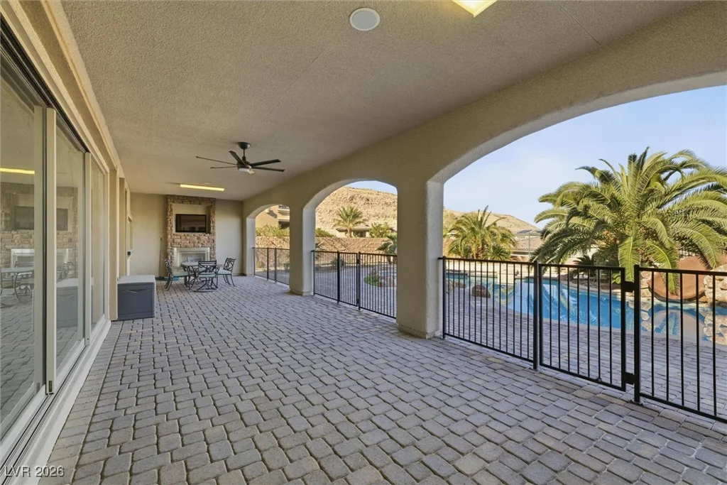 84 Olympia Chase, Las Vegas, NV 89141