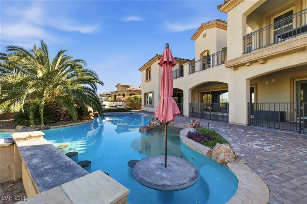 84 Olympia Chase, Las Vegas, NV 89141