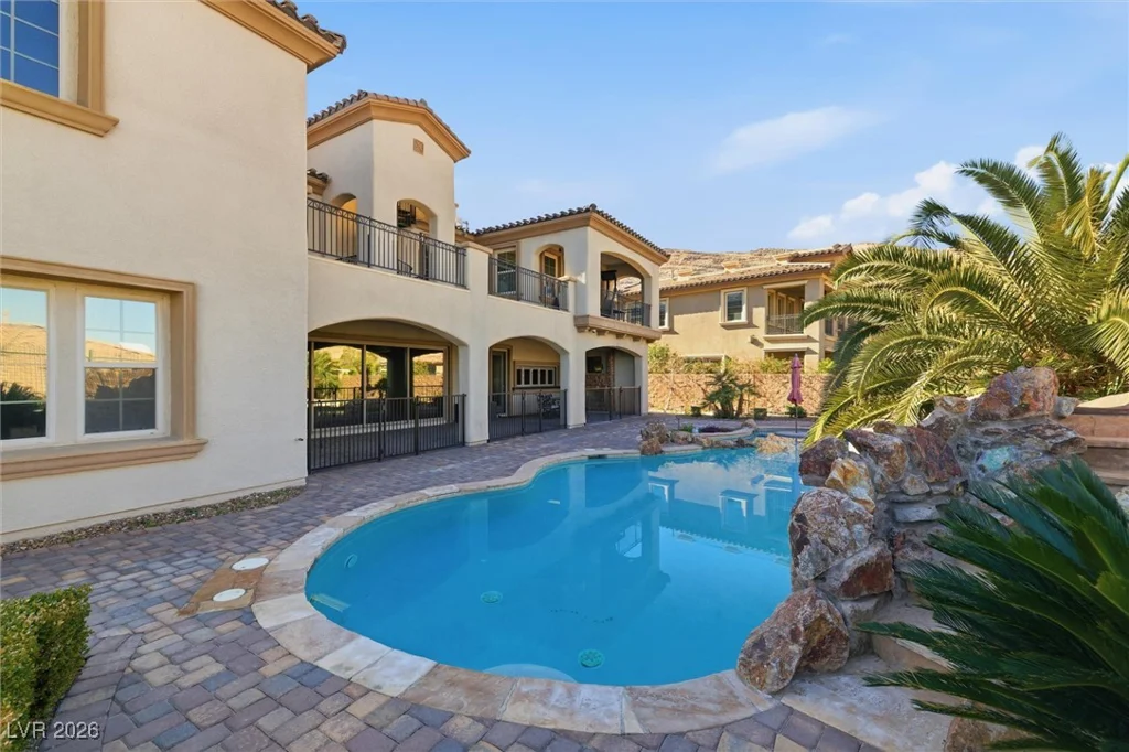 84 Olympia Chase, Las Vegas, NV 89141