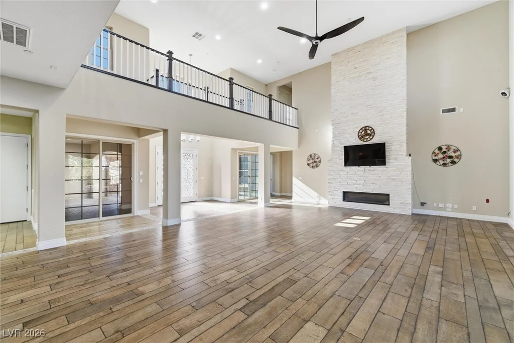 84 Olympia Chase, Las Vegas, NV 89141