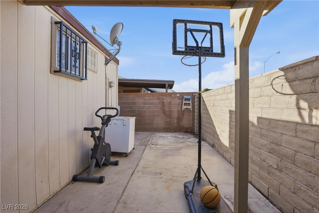 304 Linn, Las Vegas, NV 89110