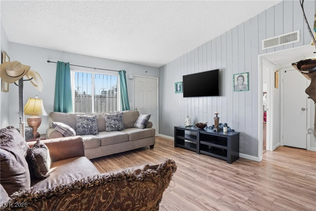 304 Linn, Las Vegas, NV 89110