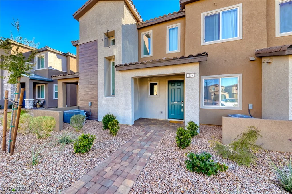 206 Wewatta, Henderson, NV 89011