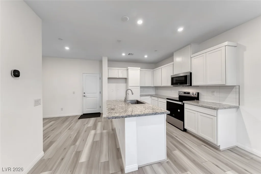 206 Wewatta, Henderson, NV 89011