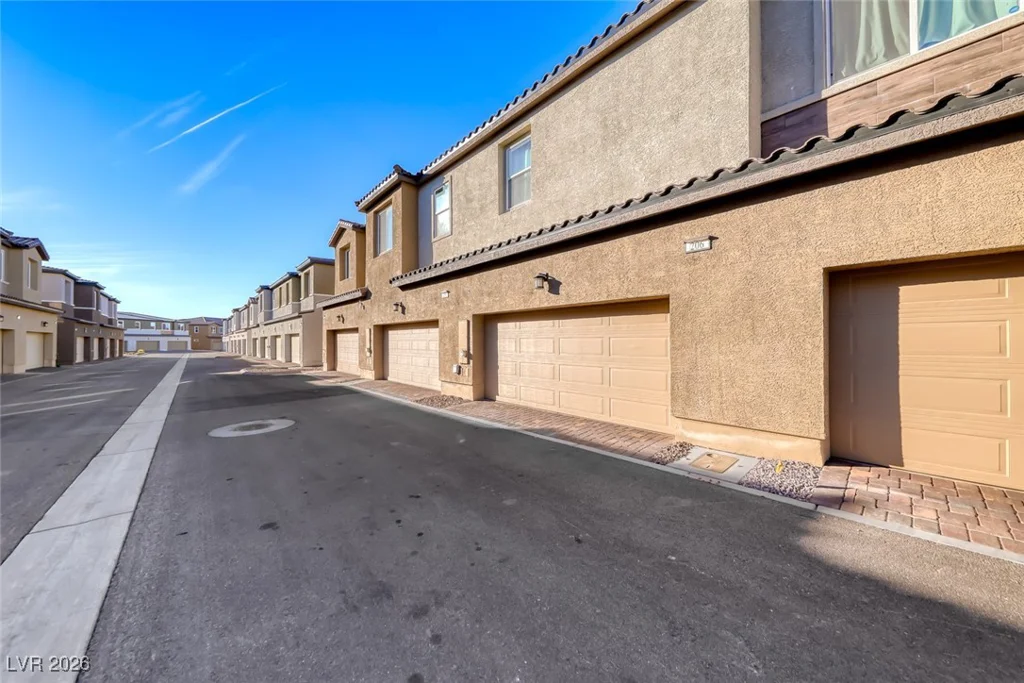 206 Wewatta, Henderson, NV 89011