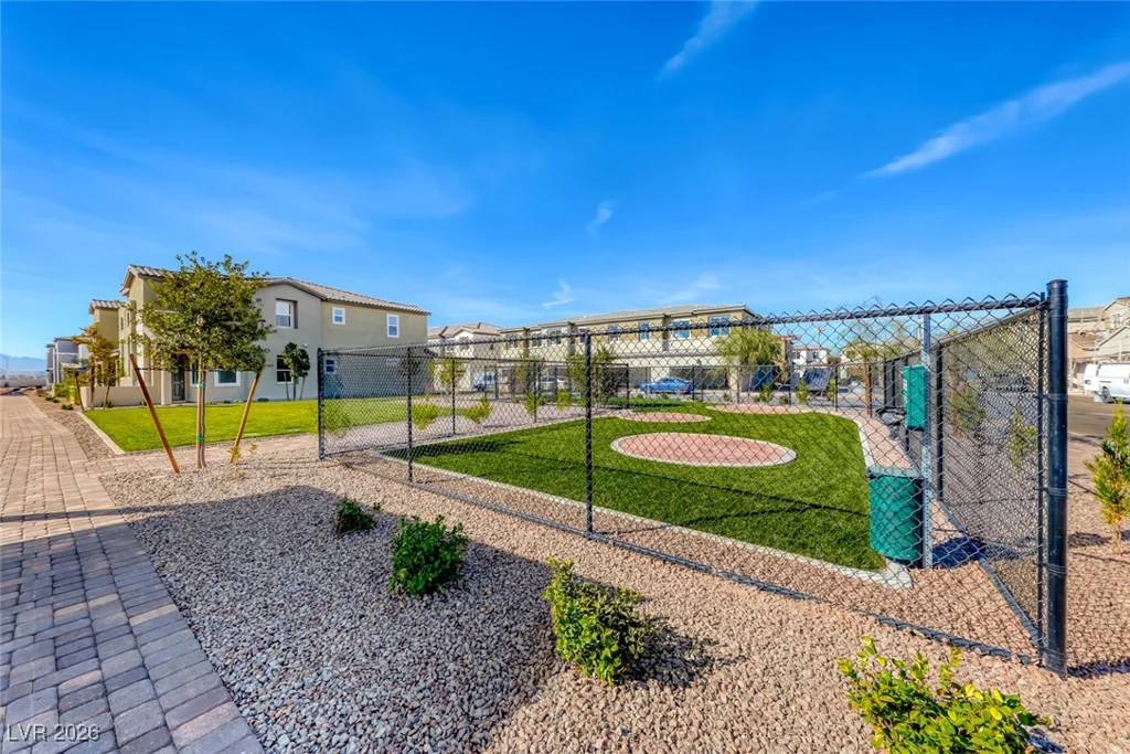 206 Wewatta, Henderson, NV 89011