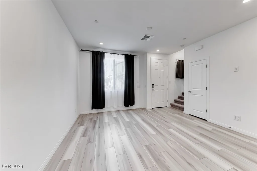206 Wewatta, Henderson, NV 89011