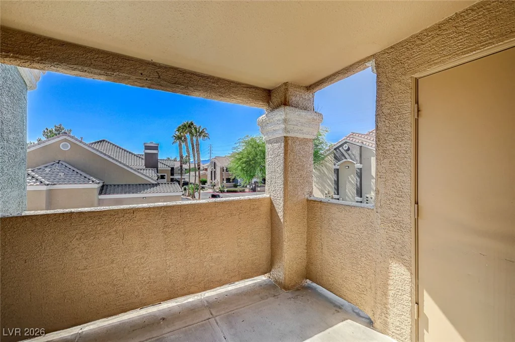 8101 Flamingo, Las Vegas, NV 89147