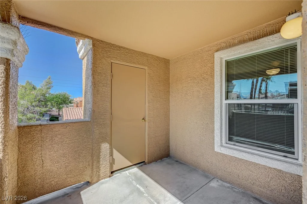 8101 Flamingo, Las Vegas, NV 89147