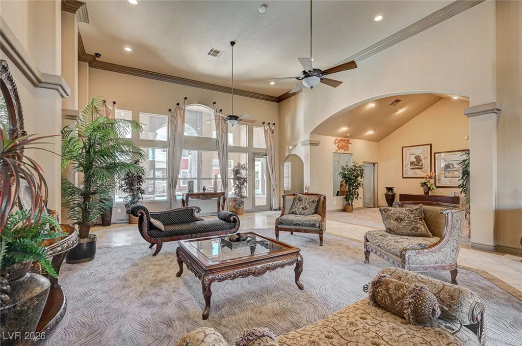 8101 Flamingo, Las Vegas, NV 89147
