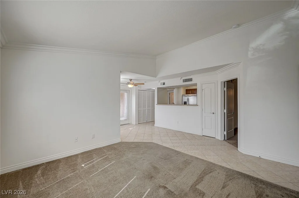 8101 Flamingo, Las Vegas, NV 89147