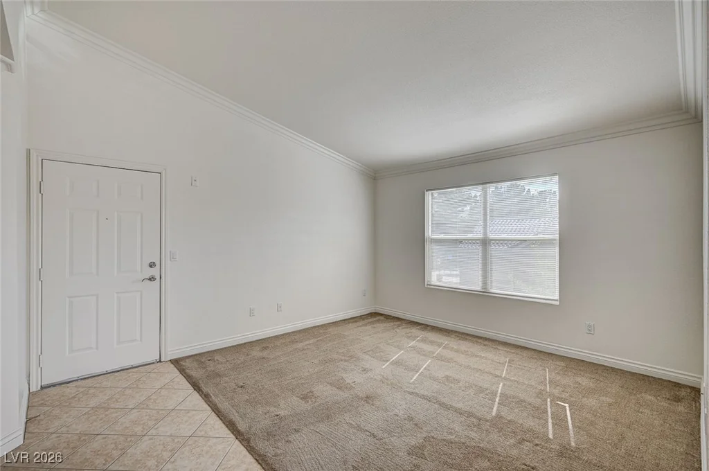 8101 Flamingo, Las Vegas, NV 89147